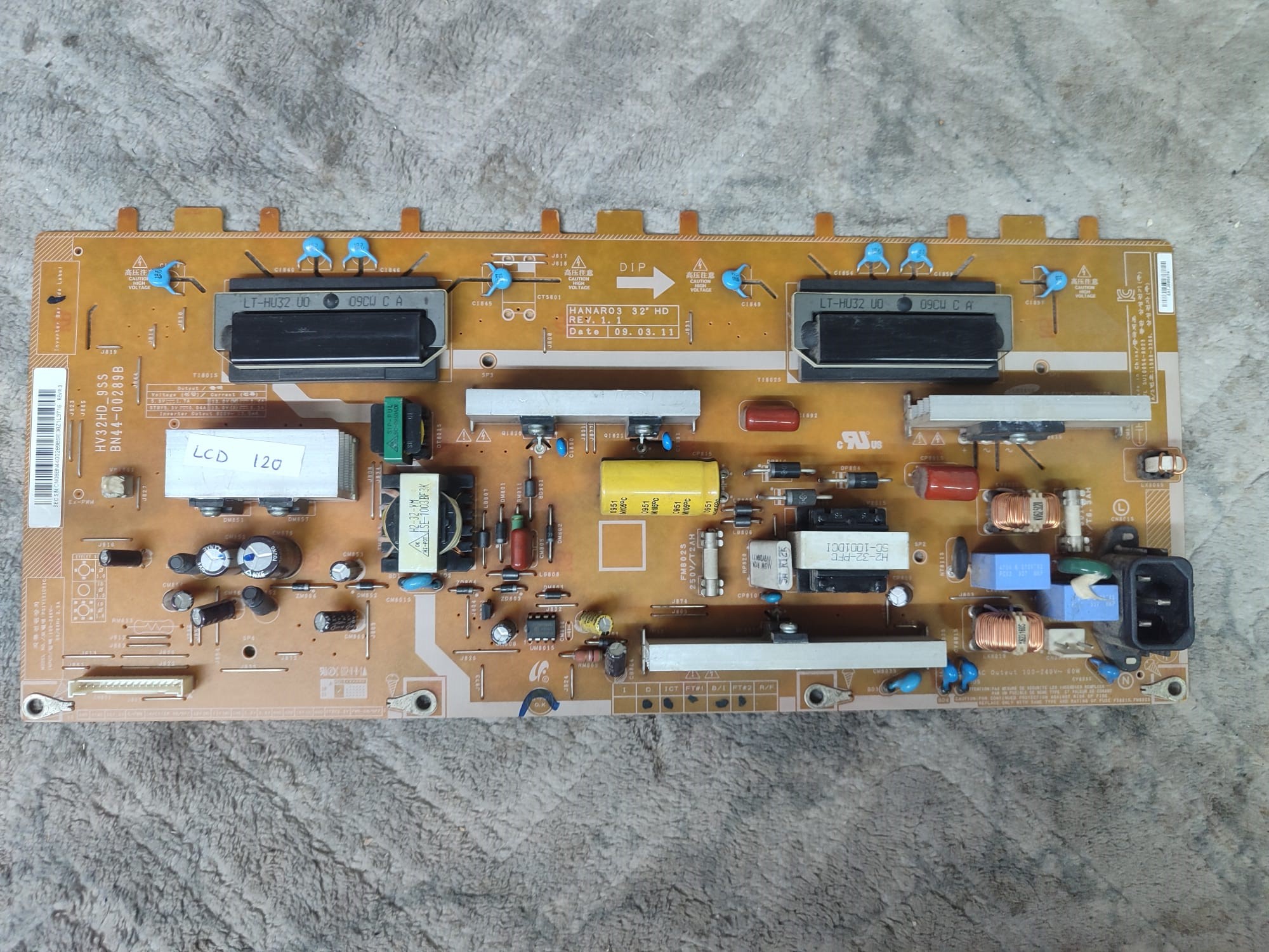 LCD 120